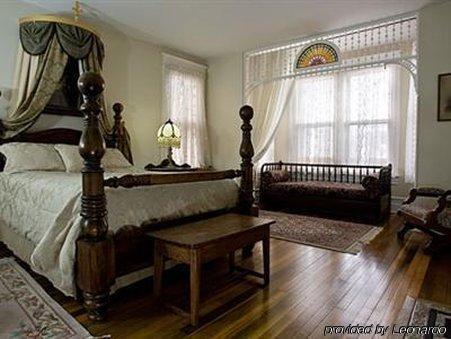 The Historic Morris Harvey House Bed & Breakfast Fayetteville Oda fotoğraf